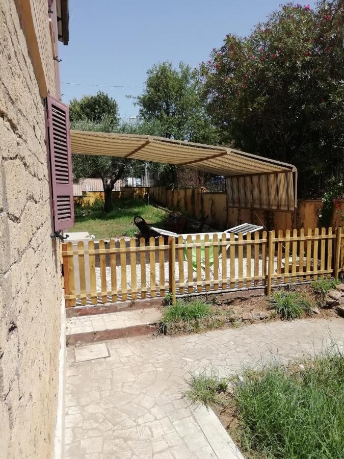 Villa Giuliana Stanze Con Bagno Interno In Villa A 350 Mt Spiaggia Libera Lido Delle Sirene Анціо Екстер'єр фото