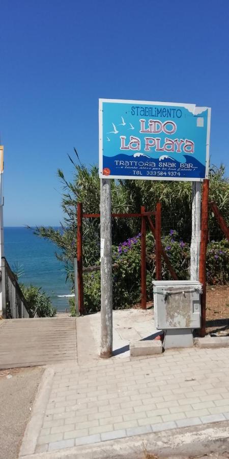 Villa Giuliana Stanze Con Bagno Interno In Villa A 350 Mt Spiaggia Libera Lido Delle Sirene Анціо Екстер'єр фото